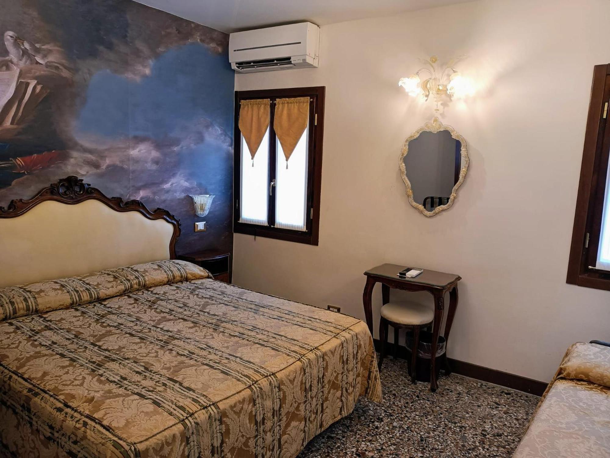 Scandinavia - Relais Hotel Venecia