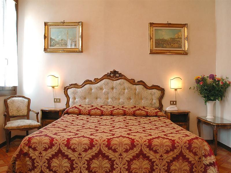 Hotel Scandinavia - Relais Venecia